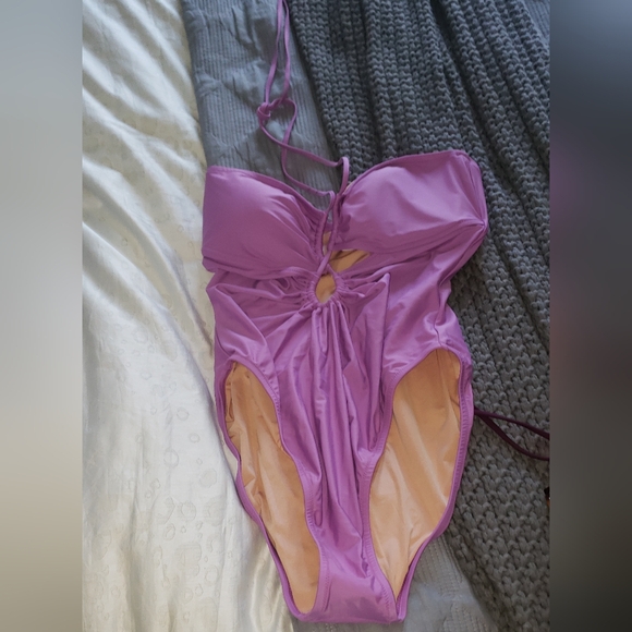NWT J.Crew Cutout halter one-piece swimsuit sz 16. In Early Purple. - Picture 5 of 5